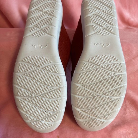 Clarks Cloudsteppers - Picture 3 of 3